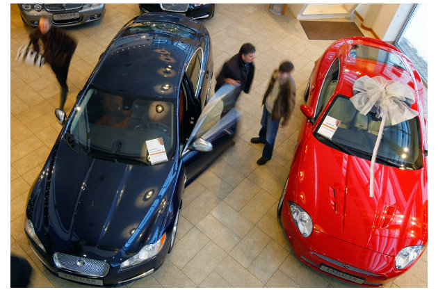 Jaguar Land Rover приостанавливает производства на заводах в Великобритании | Jaguar Land Rover приостанавливает производства на заводах в Великобритании |