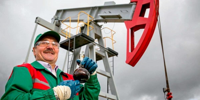 Беларусь намерена построить новую «Дружбу» на рынке нефти | FIG.1