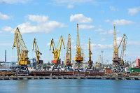 Число пассажиров в морских портах России снизилось в 3,7 раза - Транспорт Порт