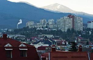 Британия собирается финансировать "реинтеграцию" Крыма в состав Украины - Мировая экономика Жилые кварталы в Алуште