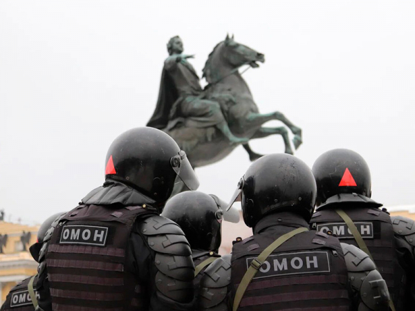 Петербург готовится к массовой акции протеста 31 января: на центральных улицах и площадях установлены заграждения (ФОТО) Санкт-Петербург, 23 января 2021 года