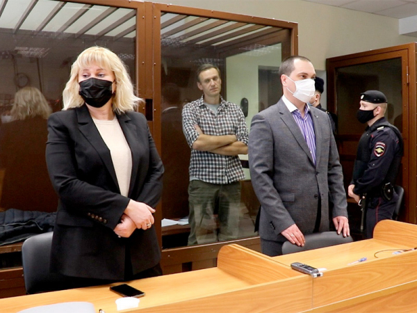 Суд признал Навального виновным по делу о клевете в адрес ветерана Бабушкинский районный суд Москвы признал виновным Алексея Навального по делу о клевете в адрес ветерана Великой Отечественной войны Игната Артеменко из-за ролика RT в поддержку поправок к Конституции