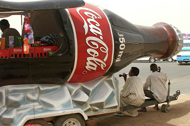 Coca-Cola начнет использовать бумажные бутылки - Потребрынок Coca-Cola начнет использовать бумажные бутылки - Потребрынок