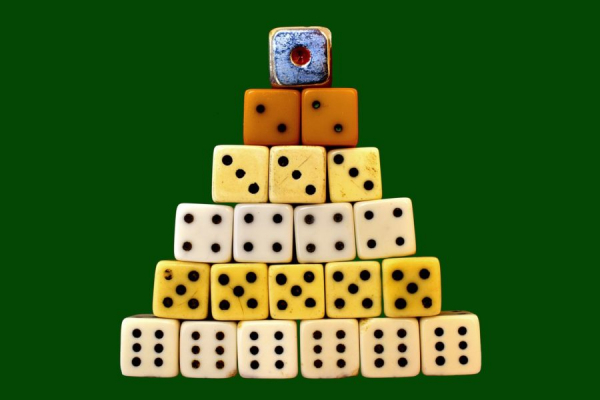 Финансовые пирамиды в кредитовании dice
