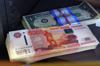Россия заняла второе место в мире по добыче нефти в 2020 году - Нефть Денежные купюры
