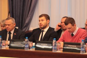 Заксобрание Новосибирской области: миллиардер-строитель и миллионеры-коммунисты Как поменялся топ-10 доходов депутатов горсовета