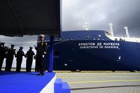 Марш пустых бочек. Кто воспользовался слабостью России на рынке газа - Газ СПГ-танкер