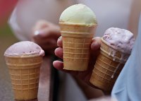Число россиян, отправляющихся работать в Финляндию, выросло в пять раз - Макроэкономика День мороженого в ГУМе