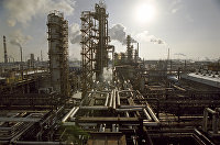 Рубль восстанавливается и обновляет максимум апреля - Валюта Омский нефтеперерабатывающий завод