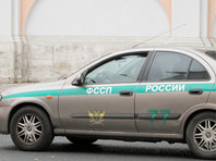 Столичные судебные приставы штрафуют 97-летнего ветерана из-за имущества культурного центра Ветерану Великой Отечественной войны Розе Васильевой грозят штрафами за неисполнение решения суда: ее обязали забрать со склада имущество культурного центра, который она возглавляла