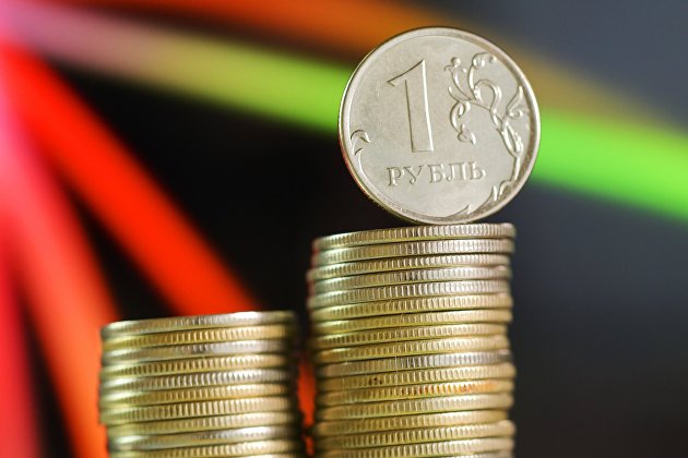 Рубль прибавляет к доллару и снижается к евро, отыгрывая динамику форекса - Валюта Рубль прибавляет к доллару и снижается к евро, отыгрывая динамику форекса - Валюта