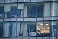 Восемь из десяти россиян считают, что права трудящихся все еще ущемляются - Макроэкономика Офисы в международном деловом центре