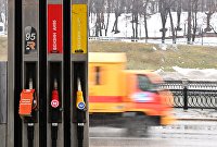 В России за неделю выросли запасы бензина - Бензин АЗС в Москве