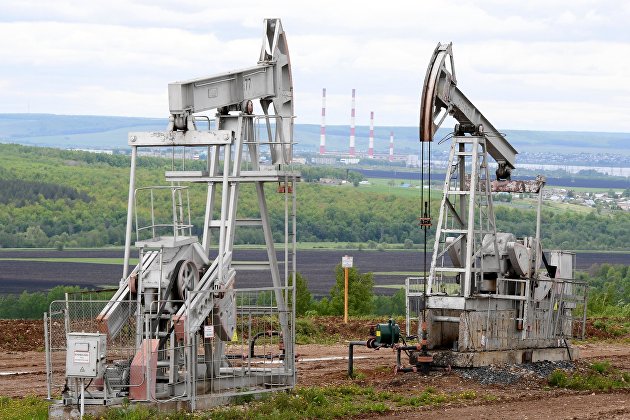 Fitch спрогнозировало реакцию рынка нефти на решение ОПЕК+ - Товарно-сырьевые рынки Fitch спрогнозировало реакцию рынка нефти на решение ОПЕК+ - Товарно-сырьевые рынки