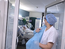 18-летнего парня из Тюмени госпитализировали с инсультом после вакцинации от COVID-19 18-летнего парня из Тюмени госпитализировали с инсультом после вакцинации от COVID-19