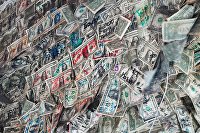 Банк России опубликовал ряд финансовой и банковской статистики за ноябрь - Новости экономики Банкноты, использованные в интерьере кафе на острове Ки-Уэст в штате Флорида