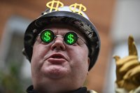 Нефть дешевеет в ожидании итогов переговоров по СВПД - Товарно-сырьевые рынки Доллар и его риски
