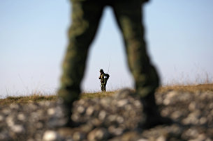 Большинство металлургических заводов на востоке Украины остановили работу - Промышленность Солдаты российской армии