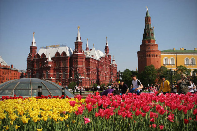 Россиянам дали совет, когда выгодно брать отпуск на майские праздники - Макроэкономика Россиянам дали совет, когда выгодно брать отпуск на майские праздники - Макроэкономика