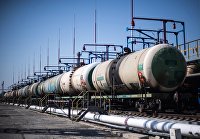 Кулеба: "смягчение" санкций против России демонстрирует раскол ЕС - Нефть Цистерны на нефтебазе
