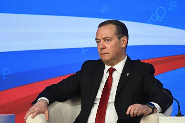 Медведев: западные компании ушли из России под давлением их правительств - Макроэкономика Медведев: западные компании ушли из России под давлением их правительств - Макроэкономика