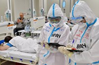 В НИЦ Гамалеи рассказали о вакцине от новых вариантов "омикрона" - Фармацевтика Лечение больных с COVID-19 в резервном госпитале в АТЦ