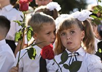 В Госдуме призвали ввести госзаказ на покупку единой школьной формы - Потребрынок Начало учебного года в городах России