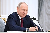 На ближайшее время альтернативы углеводородному топливу нет, заявил Путин - Газ Президент РФ В. Путин