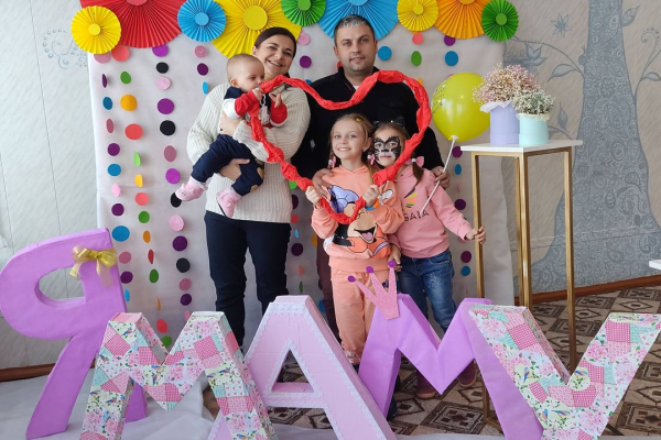 «Ловлю маньяков даже в декрете»: сибирячка рассказала, как совмещает роль мамы и следователя СК Сибирячка рассказала, как совмещает роль мамы и следователя СК