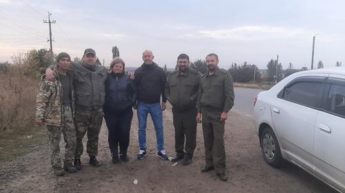 Волонтер Наталья Мартынова: Бойцы расхватали мою выпечку на ура, это вдохновило Волонтер Наталья Мартынова: Бойцы расхватали мою выпечку на ура, это вдохновило