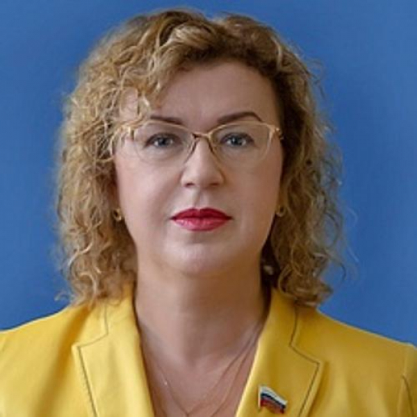 Сенатор Епифанова призвала к совершенствованию в России пенсионной системы Сенатор Епифанова призвала к совершенствованию в России пенсионной системы