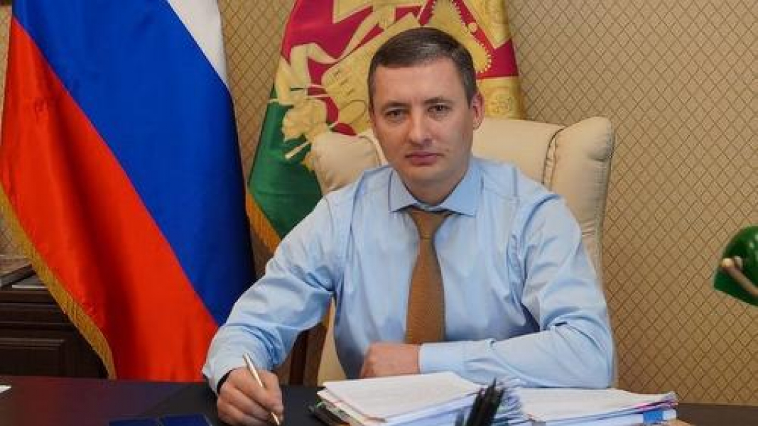 У чиновника, содравшего с пенсионерки 80-ти тысячный штраф хотят изъять имущество на четверть миллиарда У чиновника, содравшего с пенсионерки 80-ти тысячный штраф хотят изъять имущество на четверть миллиарда